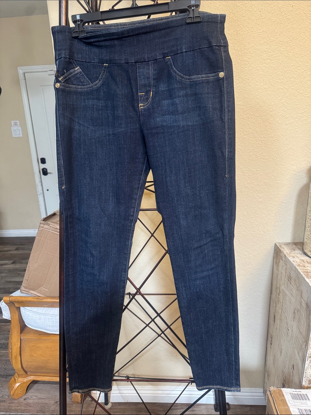 Rock Republic Women’s Dark Wash Stretch Denim Jeans